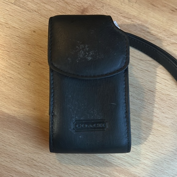 Vintage Coach Cellphone Case - Picture 2 of 6